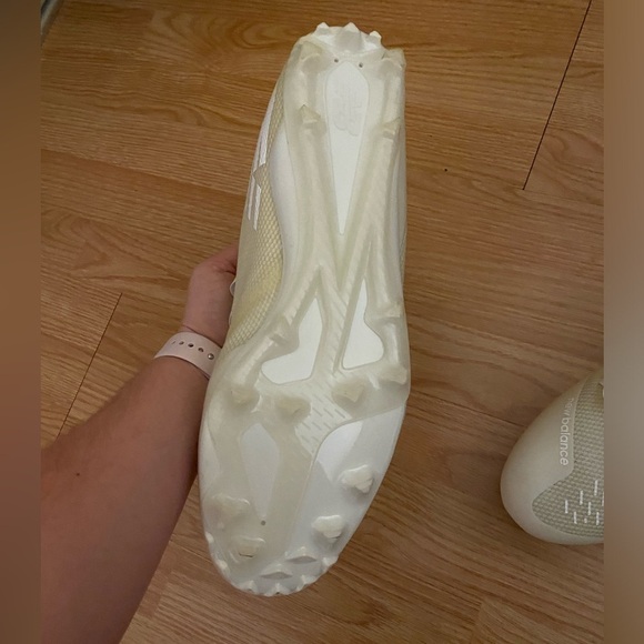 NEW New Balance Men's Burn X Mid-Cut Lacrosse Shoe, White, 14 W US - Picture 4 of 4